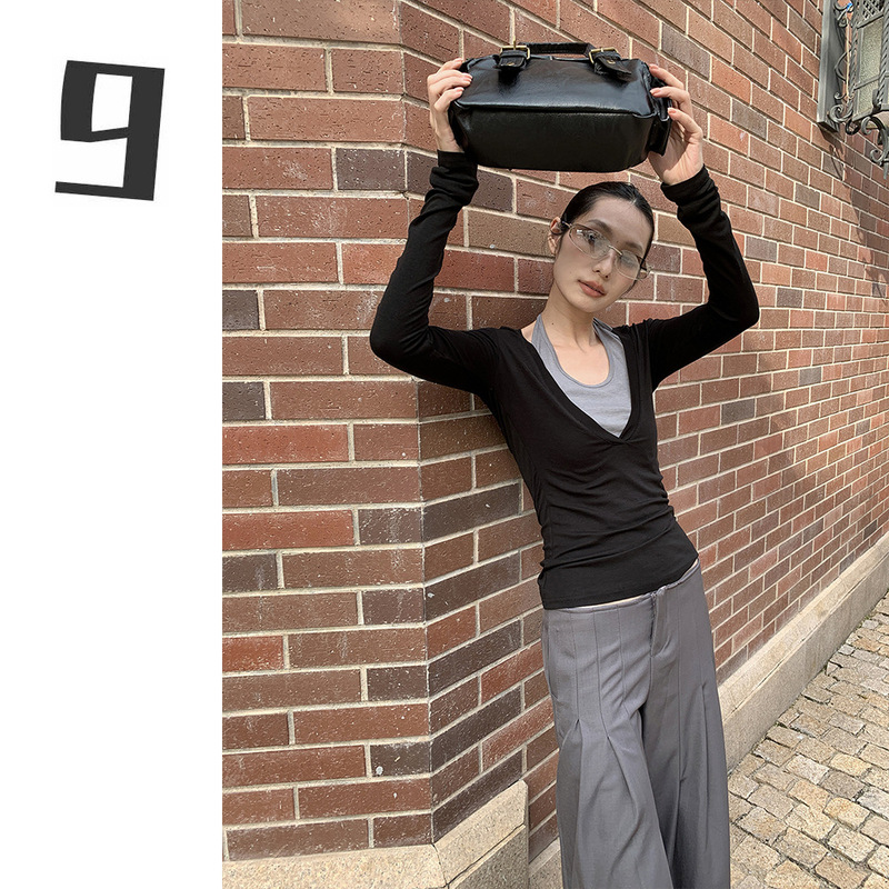 [9Hour] Hot Girl Style Fake Two-Piece Deep V Neck Halter T-Shirt for Women 2025 Autum Long-Sleeved Top for Women C250792