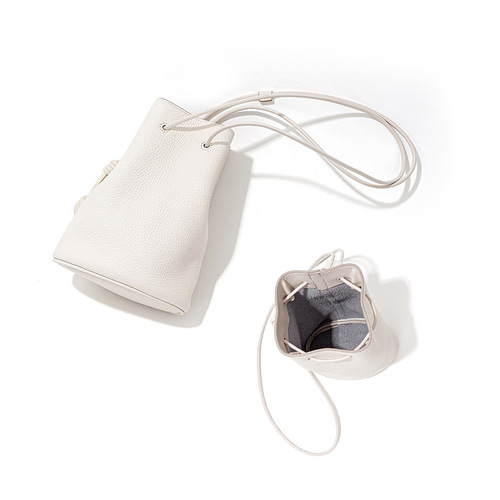 One-shoulder crossbody bag for women, drawstring bucket bag, high-end exquisite genuine leather bag for women, versatile first-layer cowhide handbag