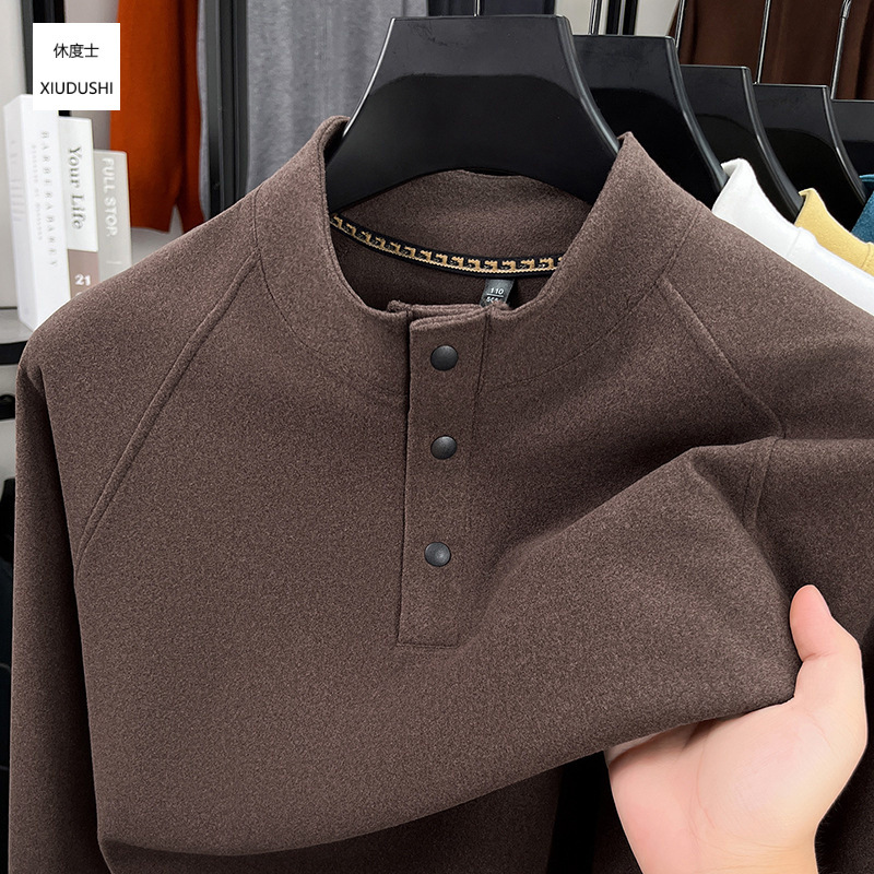 New autumn/winter brushed fleece sweatshirt for men, casual and simple stand collar, three-button base layer, warm and fashionable men's clothing.
