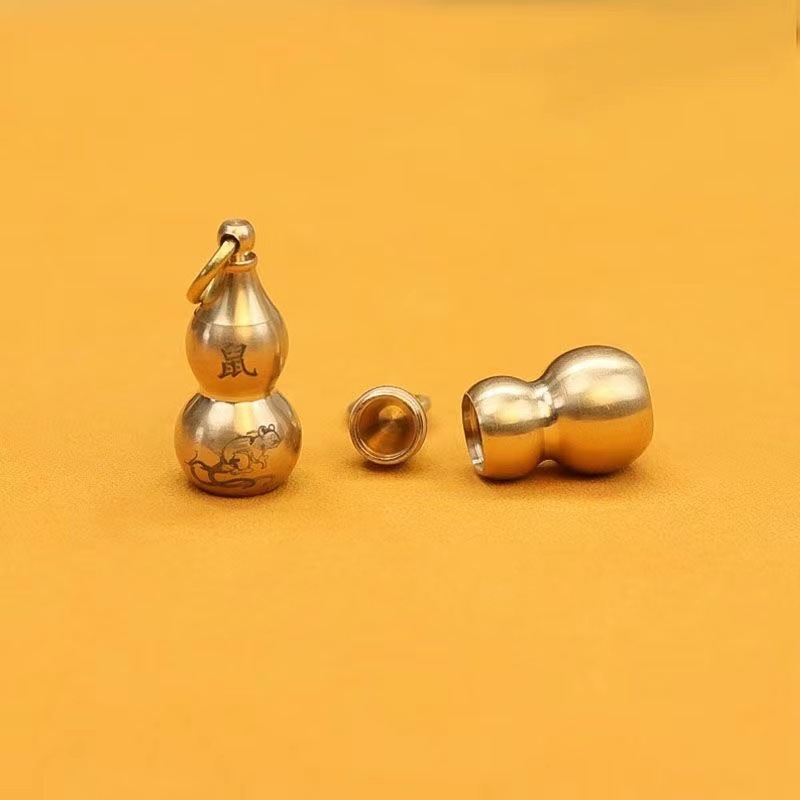 純粋な銅のヒョウタンは字を刻んで十二生肖の中空の開口の銅のヒョウタンは朱砂のキーホルダーの部品を詰めて卸売りをかけることができます。|undefined