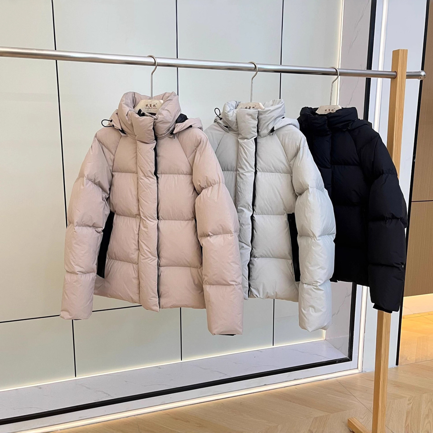 M's Goose down Jacket Dupont Three-Proof Samsung 95 Goose down 2025 Winter Warm Thickeneded Stand-Up Collar Hooded down Jacket for Women