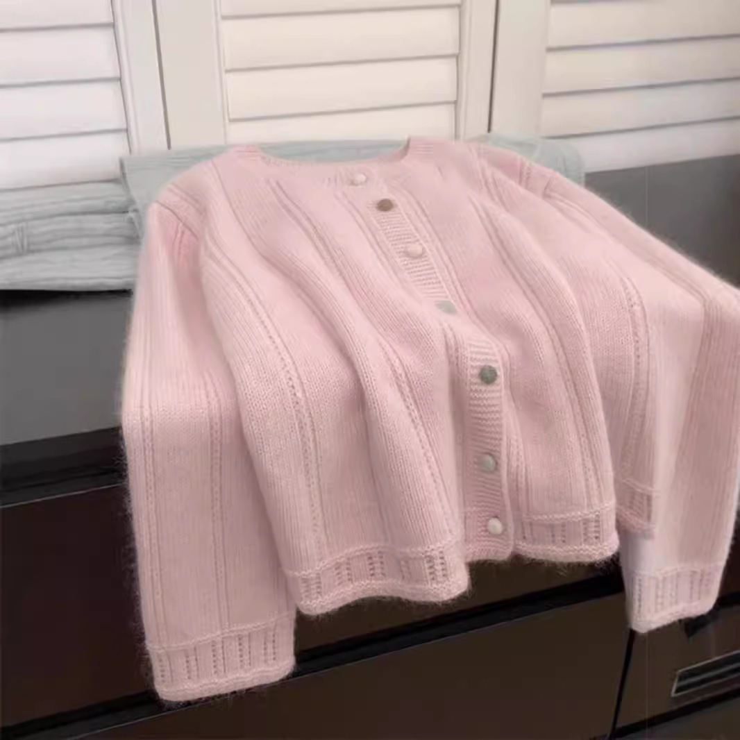 Knitted autumn cardigan