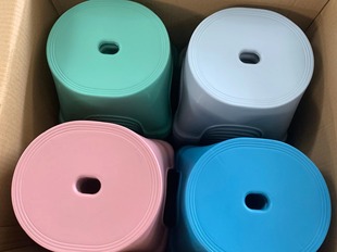 New Yuanbao stool plastic stool gift stool quality super good weighing more than 200kg cute cartoon solid color