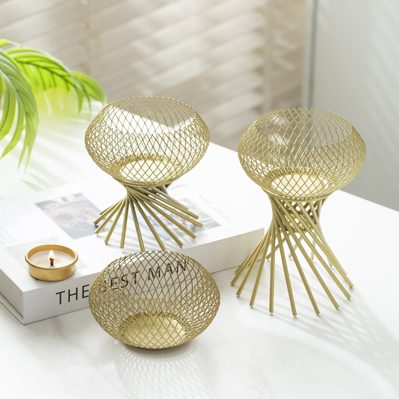 New Cross-Border Nordic Style Simple Iron Lantern Candle Holder Aromatherapy Lamp Table Decoration Creative Home Decor New Cross-Border Nordic Style Simple Iron Lantern Candle Holder Aromatherapy Lamp Table Decoration Creative Home Decor