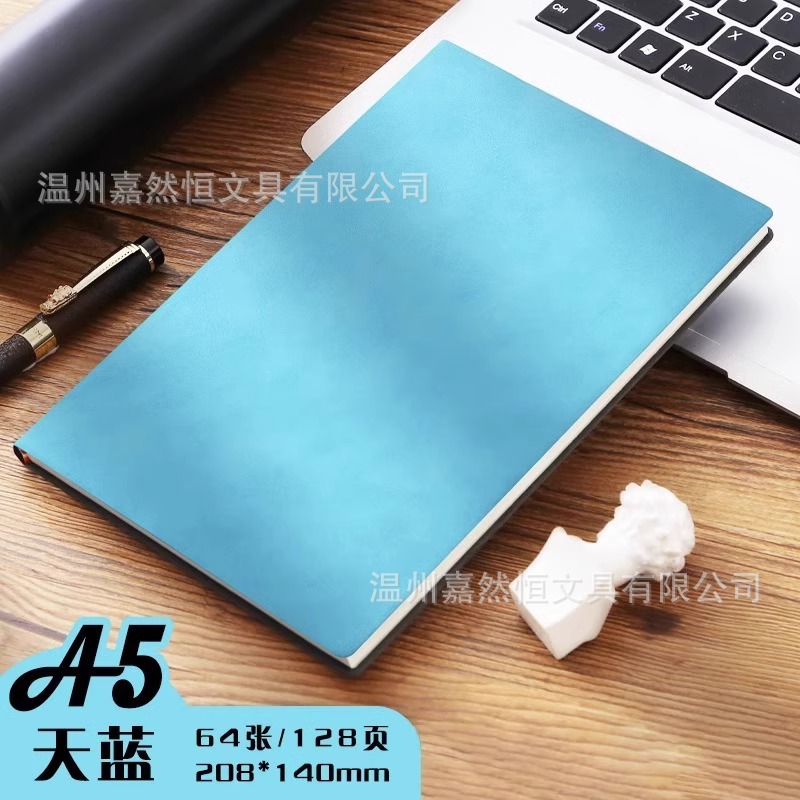 A5 azul cielo (64 fotos)