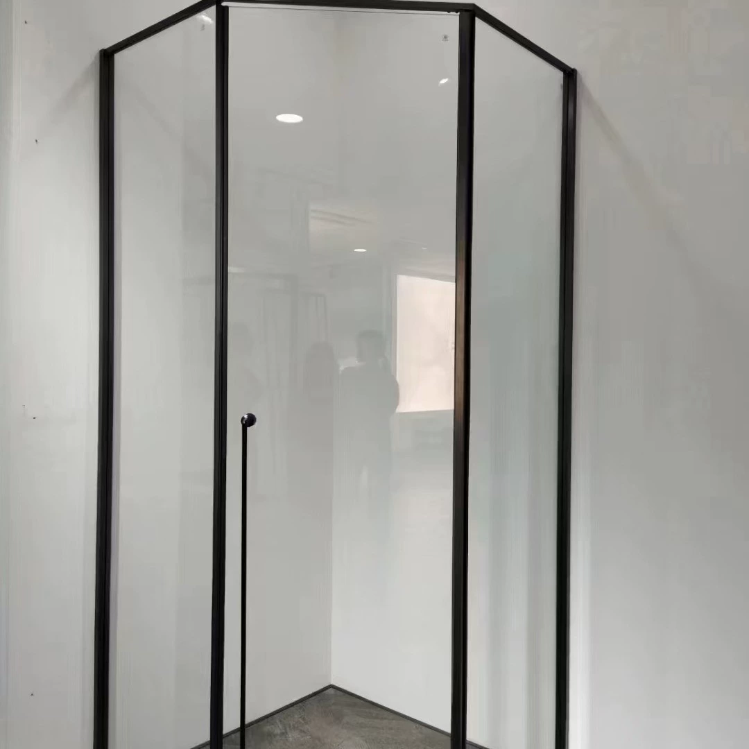 Поставка душевого стекла обрабатывается в соответствии с потребностями клиента Размер рутинной толщины шлифовальный край закаленный