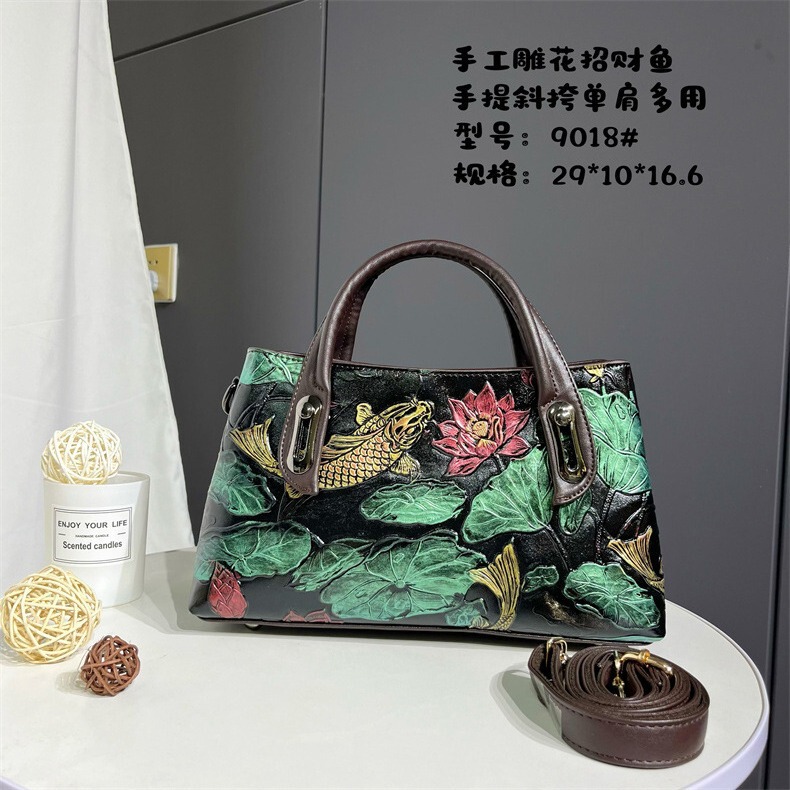Chinese Style Shoulder Bag, High-End Ethnic Style Middle-Aged and Elderly Mother Bag, Fashionable and Versatile Lucky Fish Portable Crossbody Bag Chinese Style Shoulder Bag, High-End Ethnic Style Middle-Aged and Elderly Mother Bag, Fashionable and Versatile Lucky Fish Portable Crossbody Bag