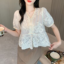 新中式国风V领盘扣绣花短袖衬衫夏季新款韩版百搭小个子绝美上衣
