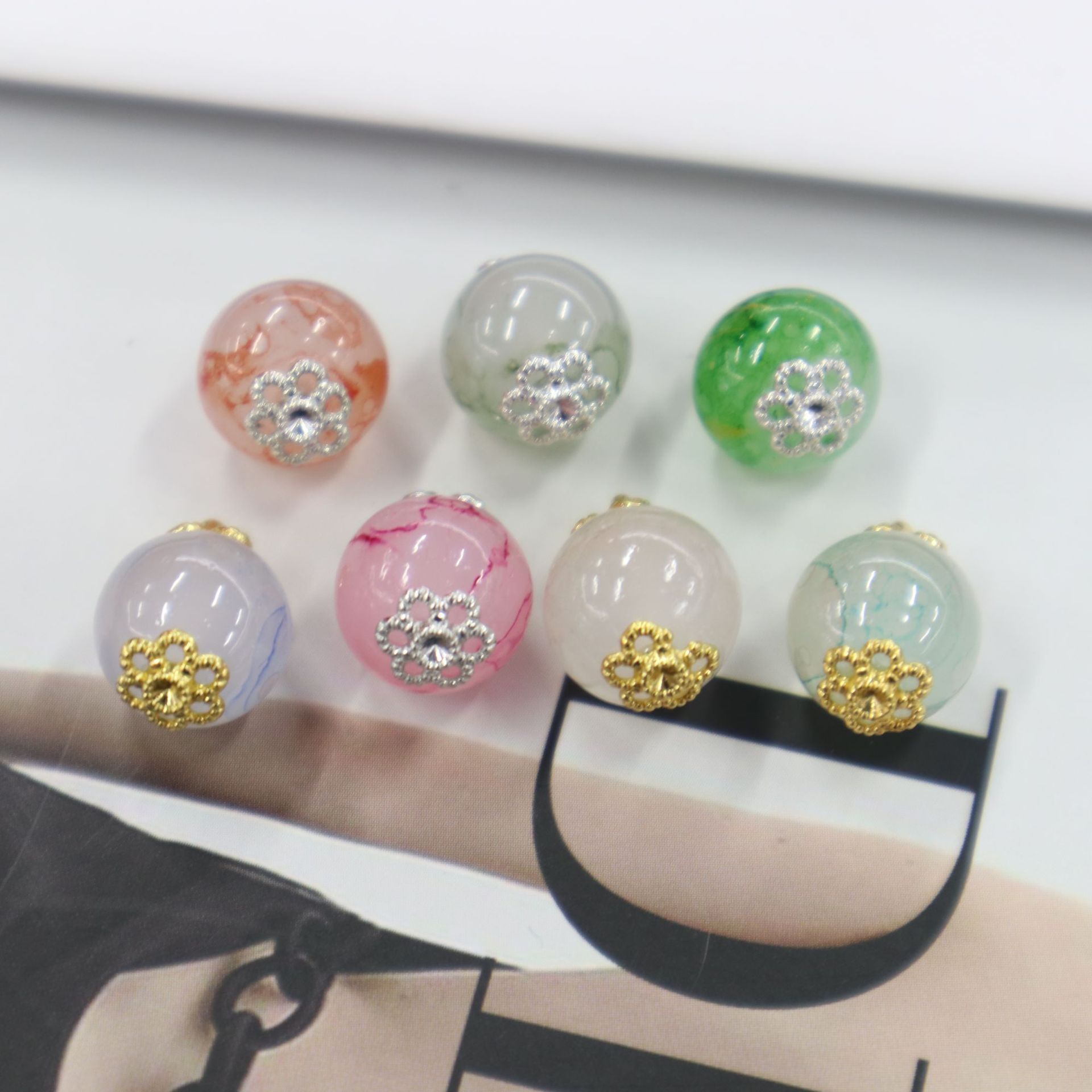 Qingjin Colorful New Chinese Style Button, National Style Cheongsam Button, Hanfu Tangzhuang Decorative Button, Glass Gold and Silver Flower Holder Pearl Button