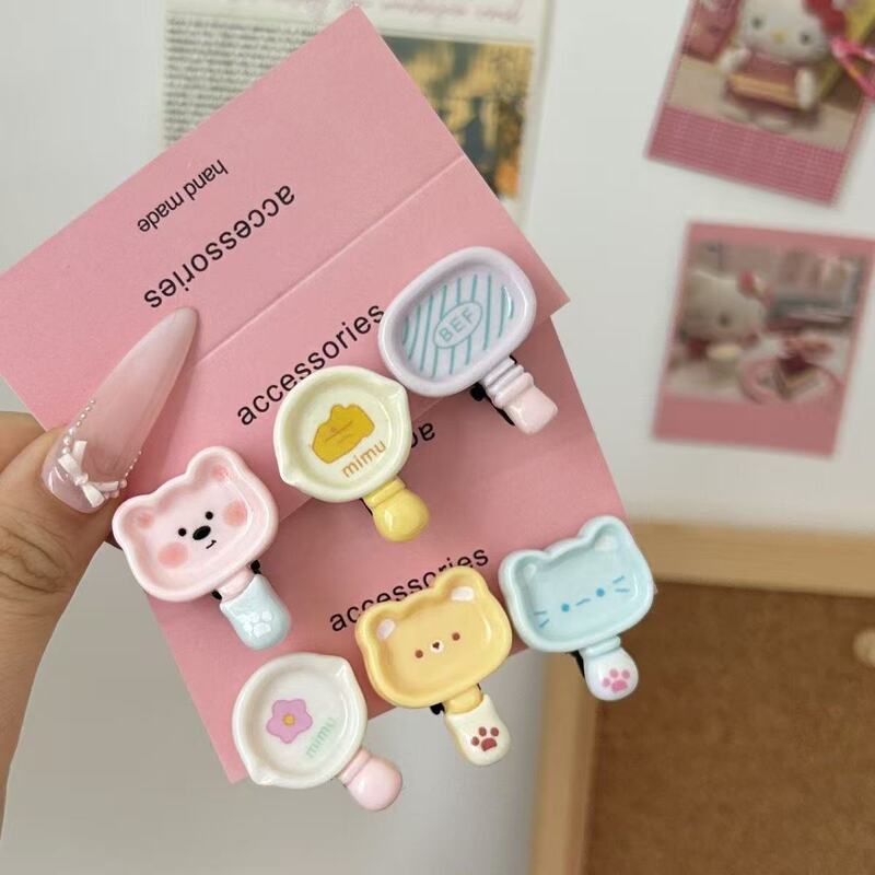 Cartoon Frying Pan Hair Clip, Cute and Soft Bear and Cat Milk Pot Hair Accessory, Fun Realistic Kitchenware Hairpin Cartoon Frying Pan Hair Clip, Cute and Soft Bear and Cat Milk Pot Hair Accessory, Fun Realistic Kitchenware Hairpin