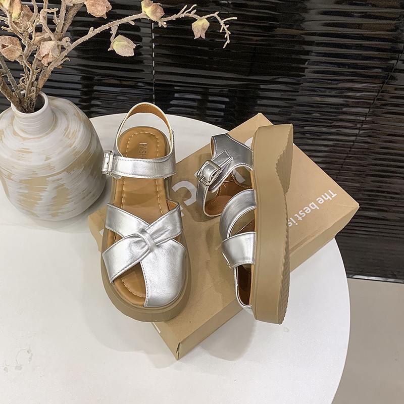 Sandalias francesas de fondo grueso para mujeres de verano con una sensación de alto nivel de 2026 explosión super caliente nuevo estilo con falda zapatos Mary Jane
