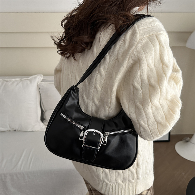 2024 invierno nuevo estilo de piel de aceite doble cremallera decoración de cinturón de moda sensación de moda hombro único brazo mochila para viajar