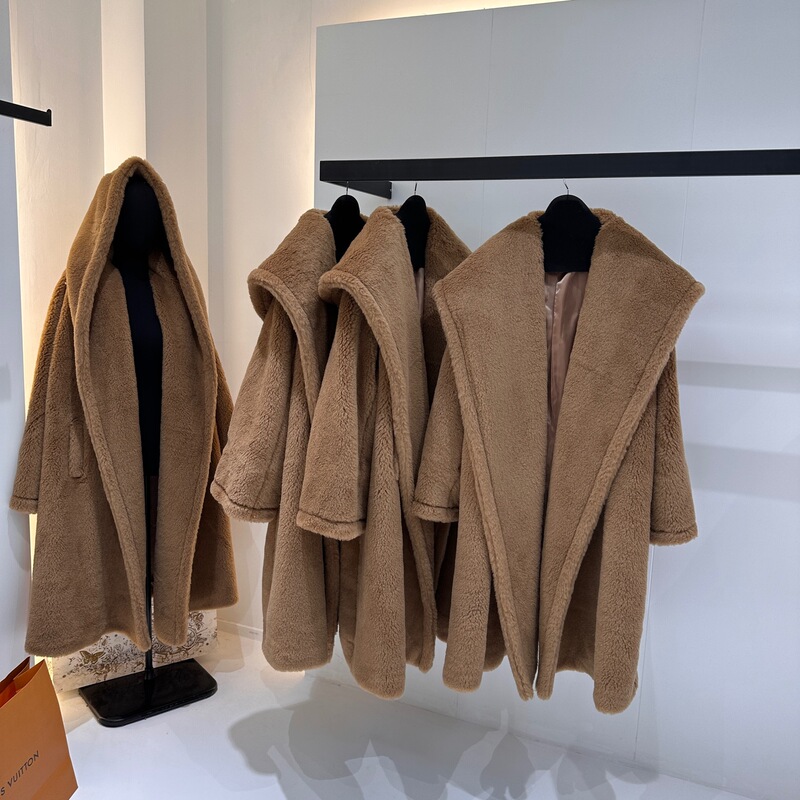 M's New Autumn and Winter Teddy Bear Thickeneded Granular Camel down Outwear Teddy Fur Long Hooded Jacket Wholesale M's New Autumn and Winter Teddy Bear Thickeneded Granular Camel down Outwear Teddy Fur Long Hooded Jacket Wholesale