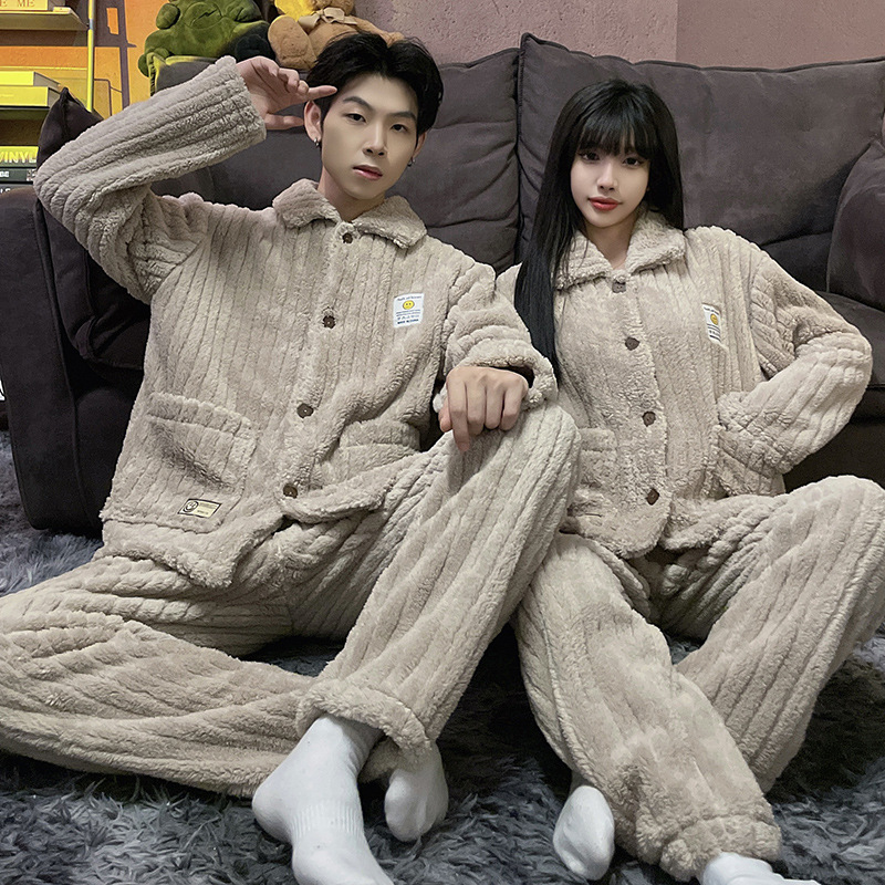 Estilo coreano ins Red estilo rojo pijamas pareja de felpa Otoño e Invierno cardigan manga larga engrosada caliente desgaste del hogar traje