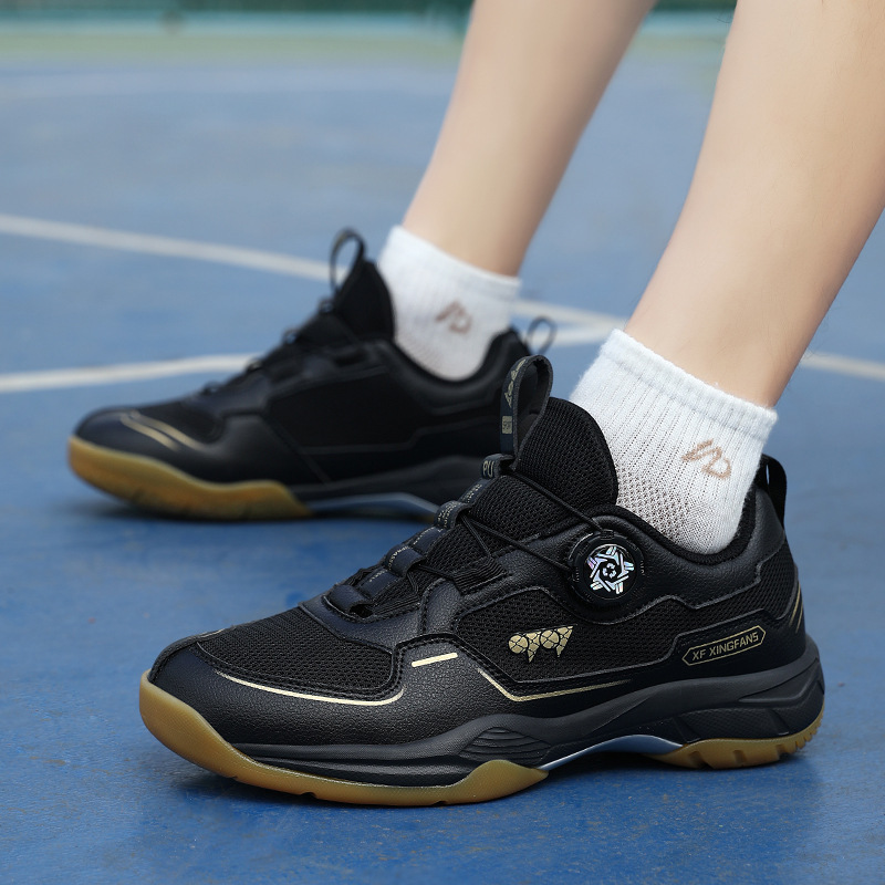 Trendy Men's Breathable Fly-Knit Lightweight Badminton Shoes Training Sports Men's and Women's Same Style Couple Tennis Shoes Comfortable Students