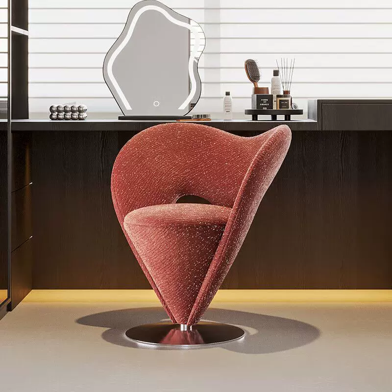 现代简约风格单人沙发椅设计师款化妆椅简约休闲椅锥形高级化妆凳