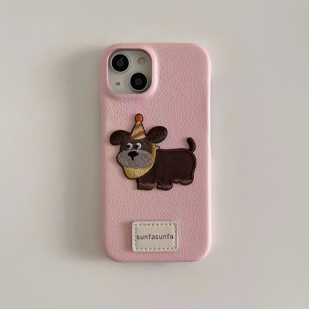 Perro con bordado de cuero rosa sf4
