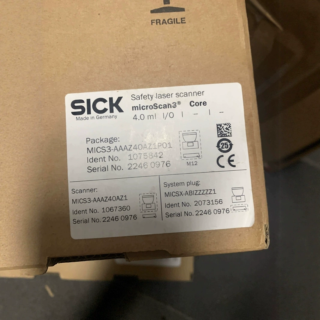 В наличии новый, неоткрытый лазерный сканер безопасности SICK MICS3-AAAZ40AZ1P01