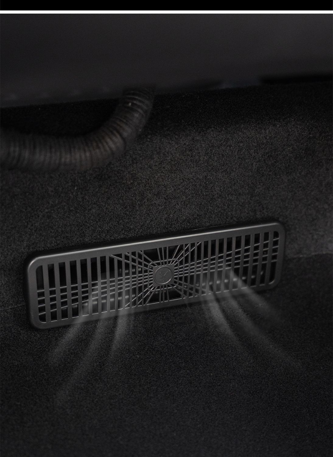 Suitable for Tesla's New Version of Model Y Under-Seat Air Outlet Protective Cover to Prevent Clogging of Air-Conditioning Air Outlet Frame Modification