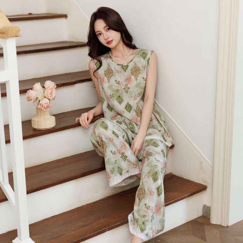 Cotton Silk Pajamas for Women, Sleeveless Wide-Leg Pants That Can Be Worn Outside, New Summer Floral Loose Thin Tank Top and Long Pants Cotton Silk Pajamas for Women, Sleeveless Wide-Leg Pants That Can Be Worn Outside, New Summer Floral Loose Thin Tank Top and Long Pants