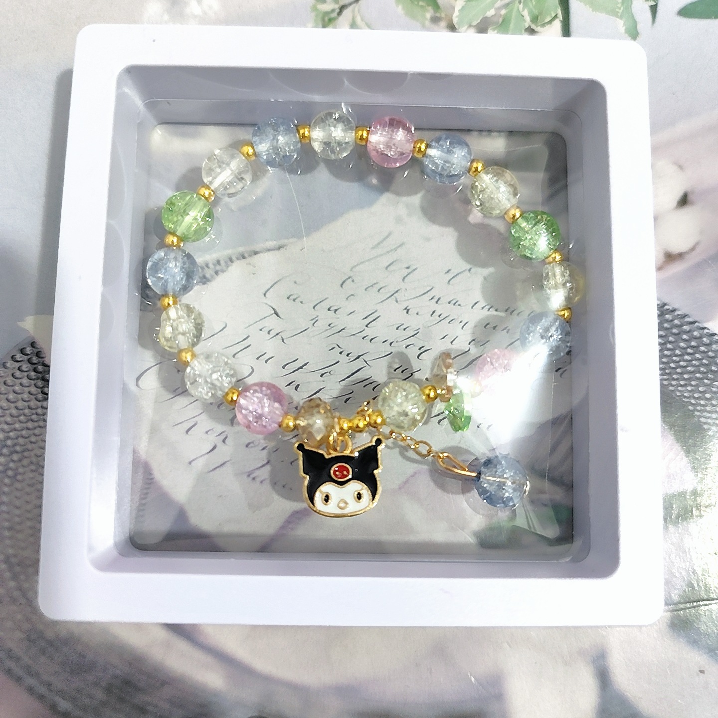 임의의 만화 팔찌 - 흰색 상자