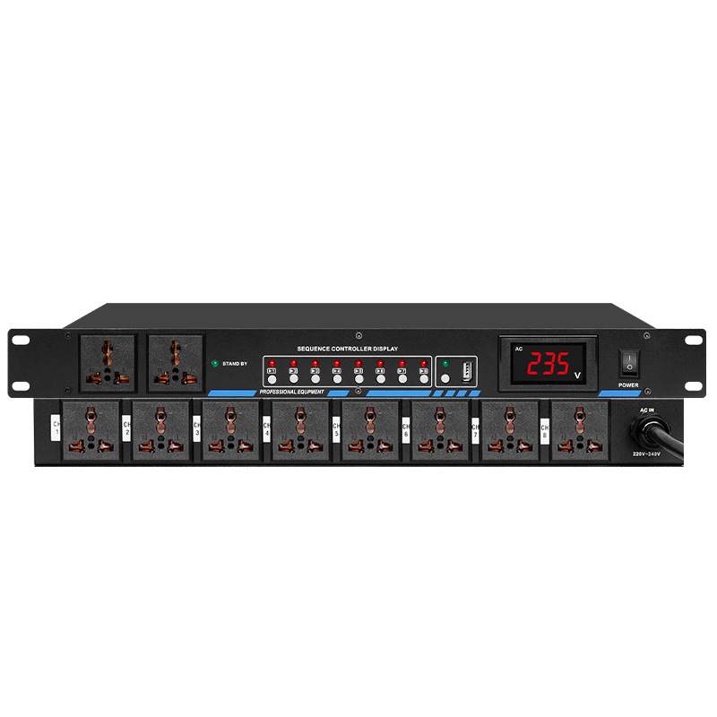 Computadora de control central con puerto serie RS232 controla el controlador de secuencia de encendido de 10 vías y el interruptor de equipo de audio del amplificador de 9 vías