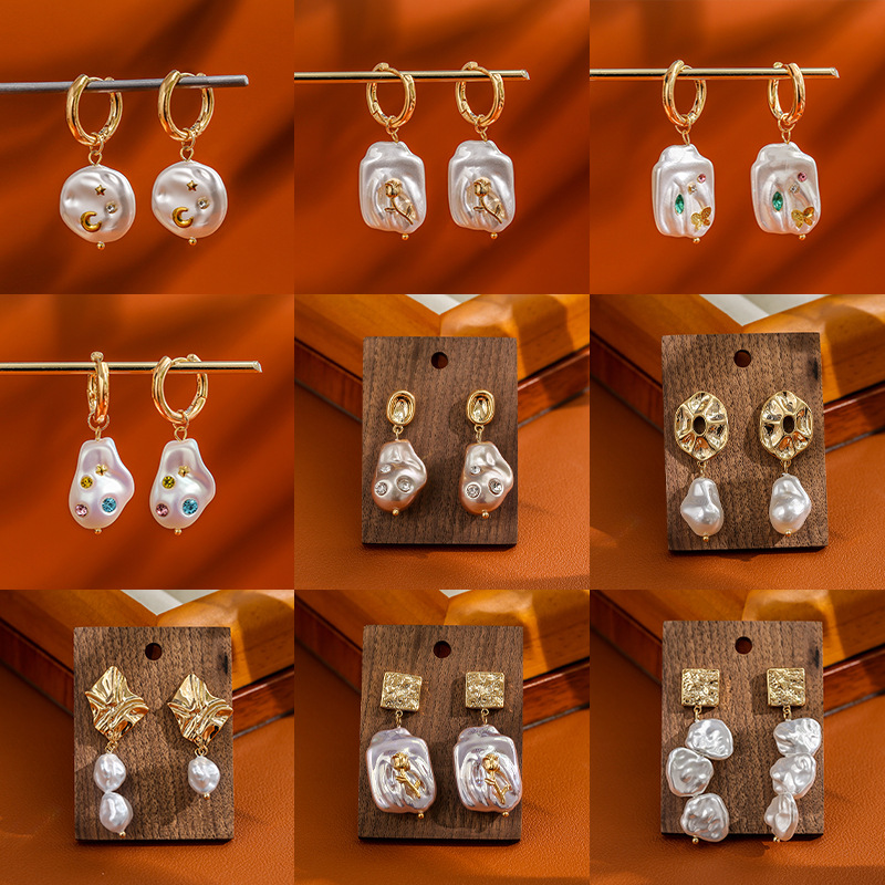 Fashionable small design elegant earrings from pearl