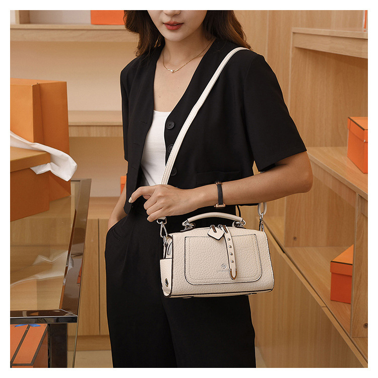 Pendolarismo Simplicity Handheld Boston Women's Premium Pillow 2024 Nuova borsa a tracolla monospalla casual alla moda_voghion.com