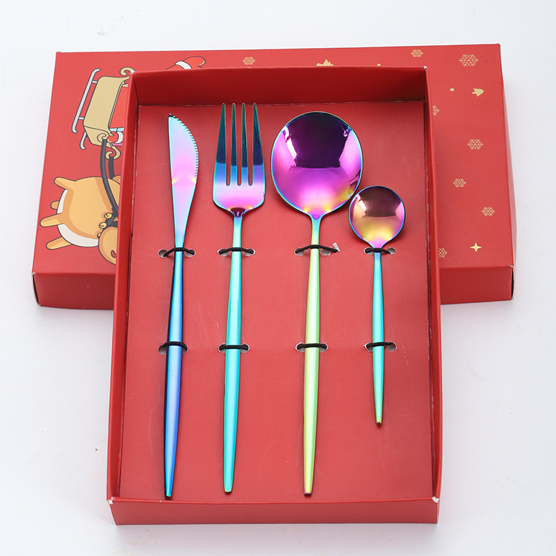 Amazon caja de regalo de Navidad transfronteriza cuchillo de acero inoxidable portugués, tenedor y cuchara conjunto de cuatro piezas cuchillo de carne y tenedor cuchara de comida principal