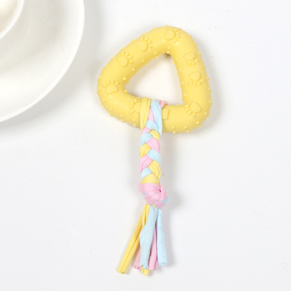 Tela triangular amarilla, cláusula 58g, aproximadamente 18cm.