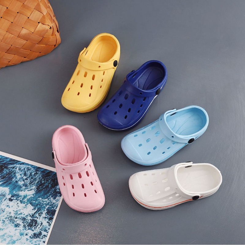 EVAのかわいい子供用洞洞シューズ、夏の水遊びに最適、滑り止め、防水、通気性のある子供用スリッパ|undefined