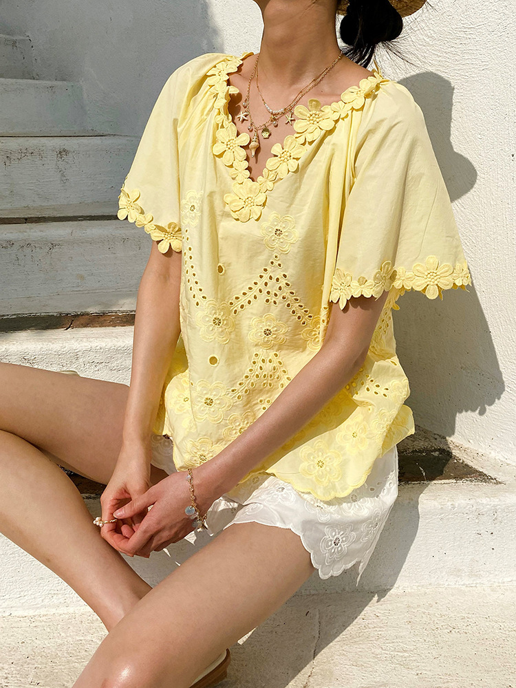 Three-Dimensional Floral Embroidery Hollow-Out Blouse French-Style Top Southern French Vacation Top Women's Short-Sleeve Shenzhen Nanyou Women's Summer Fashion
