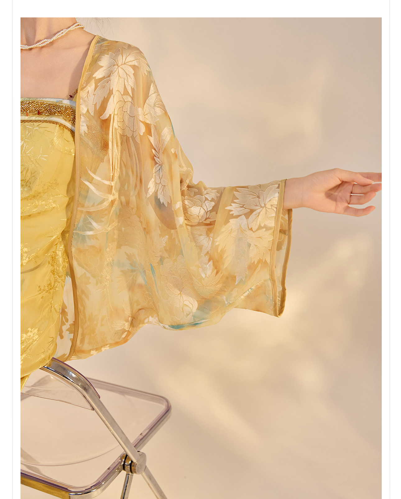Bộ áo khoác cardigan thêu và váy hai dây phong cách retro mùa hè — Áo vàng chanh, Váy hai dây chi tiết 13