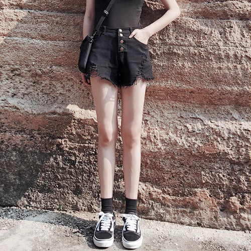 Too good looking! White button-down high-waisted denim shorts for women, A-line style loose wide-leg hot pants, 2025 summer.