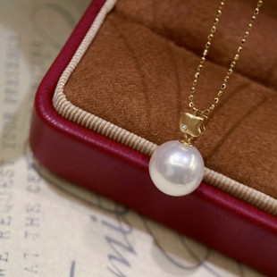 18K Gold Accessories Small Apple Pendant Diamond Inlaid D0.002Ct with Beads 9-10mm Without Chain Without Beads