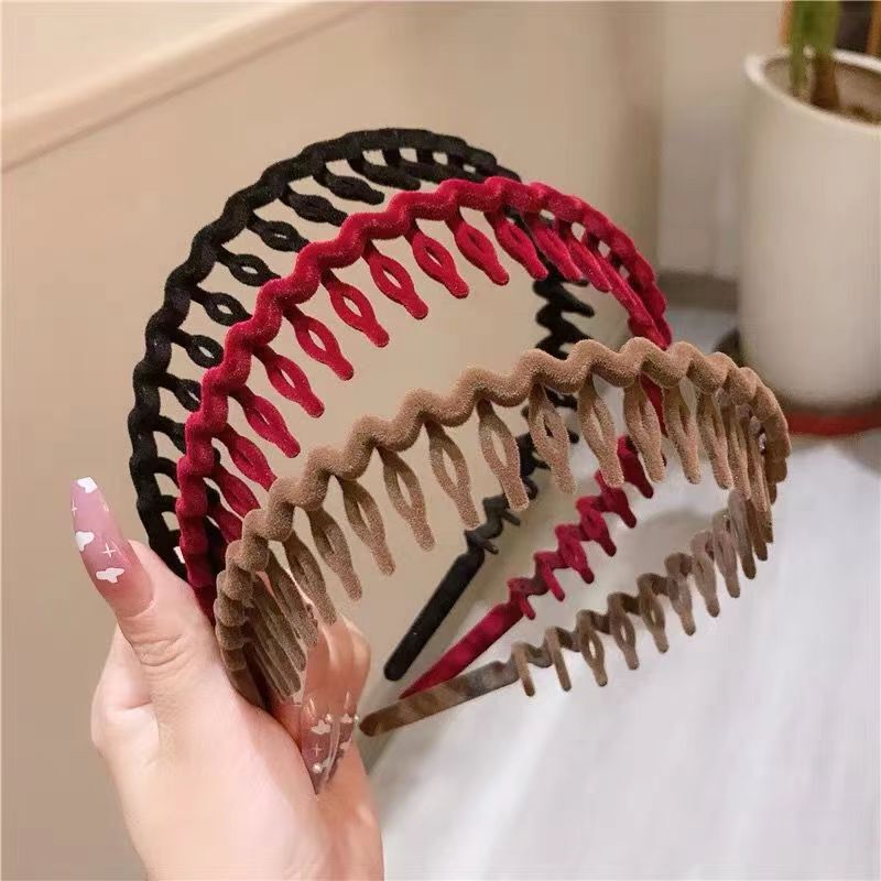 New Korean-Style Velvet Headband for Tidying up Stray Hair, Practical Solid Color Versatile Simple Headband Hair Accessory Wave Hair Tie Headpiece New Korean-Style Velvet Headband for Tidying up Stray Hair, Practical Solid Color Versatile Simple Headband Hair Accessory Wave Hair Tie Headpiece