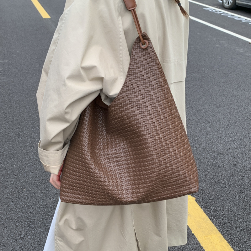 秋冬季复古编织纹包包女2025新款时尚大容量单肩包通勤外出托特包|undefined