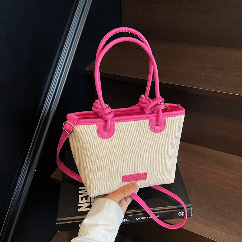 Commuting Large-Capacity Straw Bag for Women 2025 New Fashion Style Comfortable Shoulder Bag Popular Underarm Bucket Bag Commuting Large-Capacity Straw Bag for Women 2025 New Fashion Style Comfortable Shoulder Bag Popular Underarm Bucket Bag