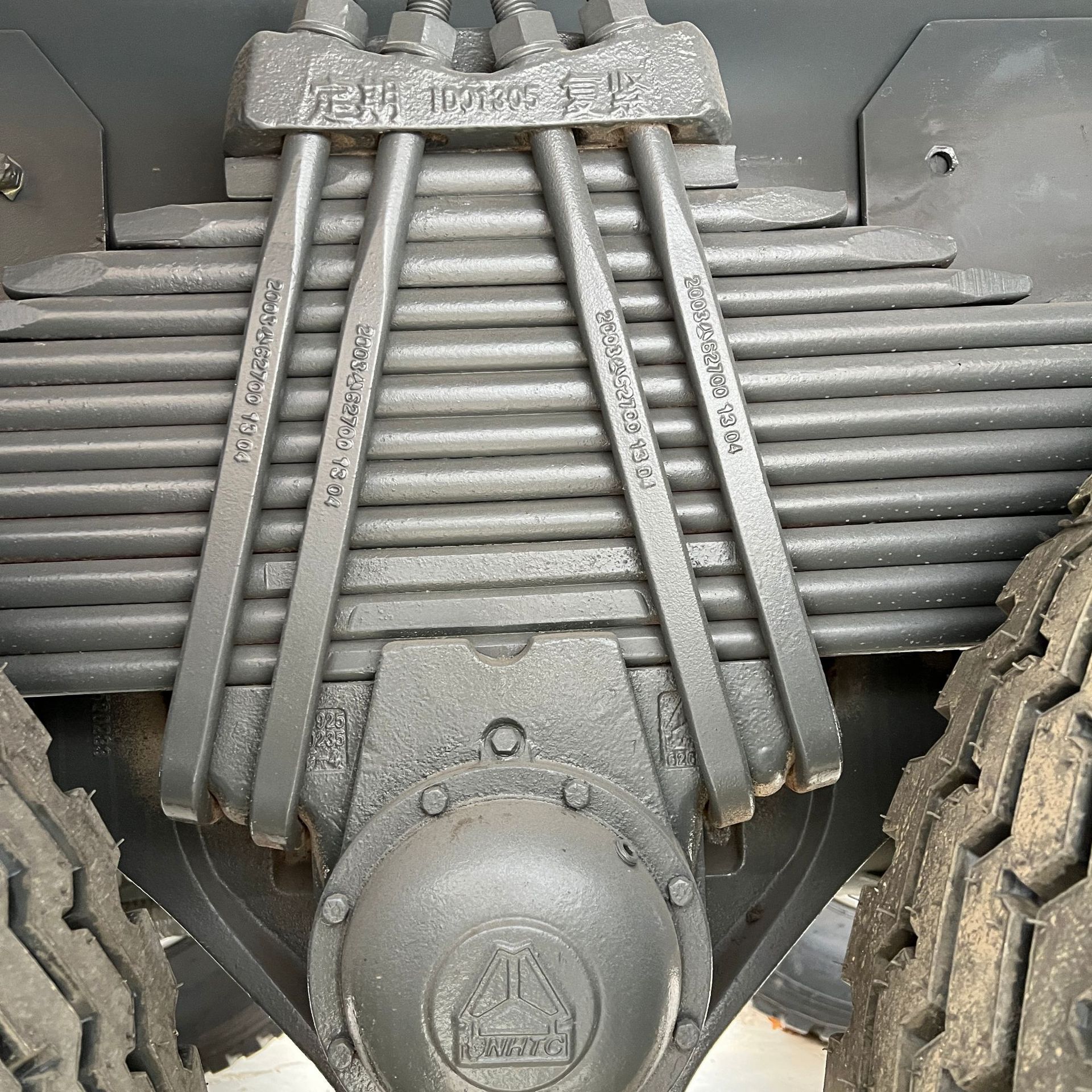 Overseas Export of African Heavy-Duty Howo Dump Trucks, Howo Engineering Dump Trucks, Howo Tow Trucks, Dump Trucks, and Trailers