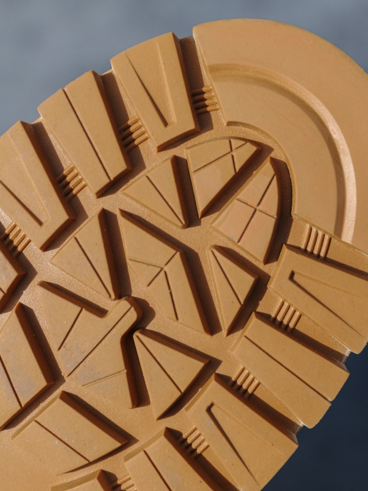 Primavera estate inverno grandi stivali bassi in stile britannico scarpe da lavoro da uomo stivali gialli grandi retrò_voghion.com