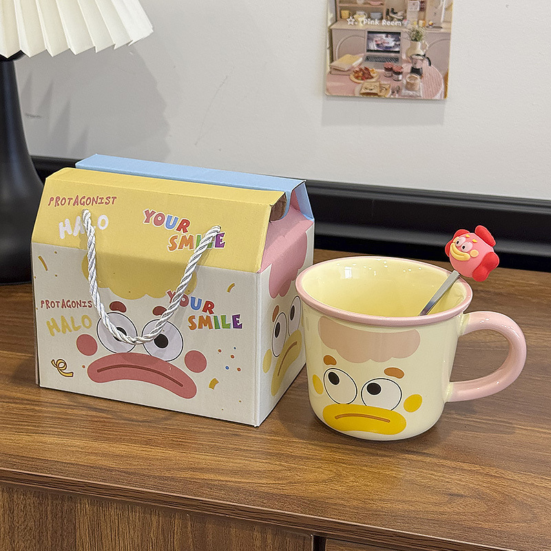 かわいい萌えピエロマグカップのアイデアは、カップセラミックの蓋付きスプーンカップルストローカップの誕生日プレゼントを責めます|undefined
