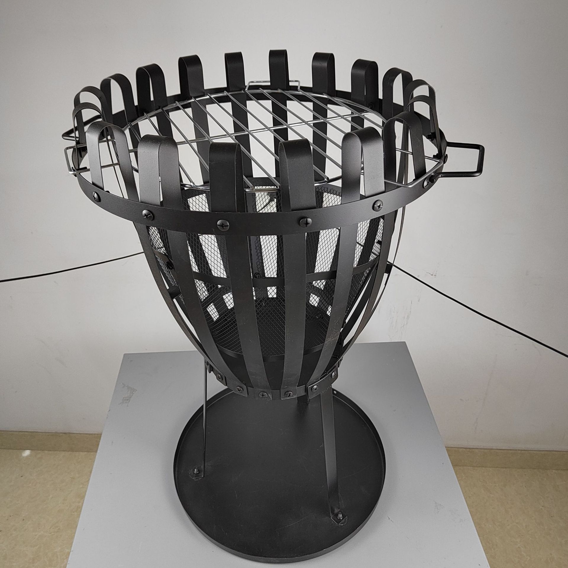 Soy una fábrica de calefacción al aire libre Cesta de fuego Exportación dedicado a hoguera cesta de la flor estufa horno