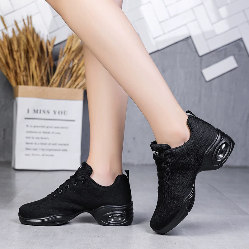 Новый Plaza Dance Shoes и Aquarius Araveling Ghost Step Dance Shoes Flying Weaving Female Adult Plaza Dance Soft Bottom Dance Female Shoes