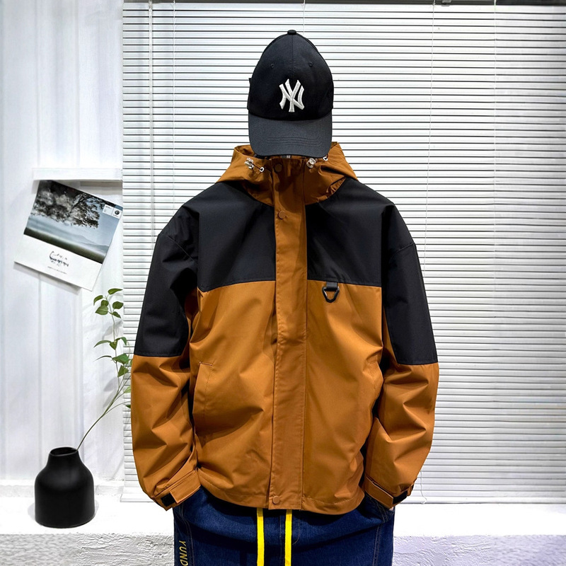 冲锋衣春秋户外薄款登山服防水情侣风衣夹克休闲2025新款男士外套|undefined