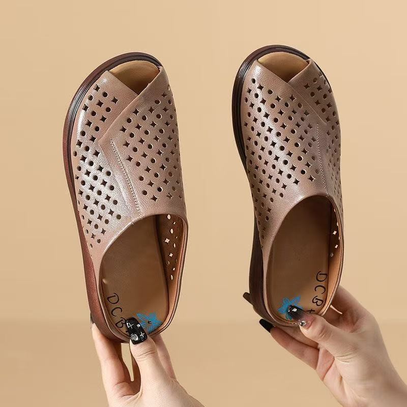 Comercio exterior al por mayor sandallas transpirables suaves para usar todo el tiempo confortable sandalias de madre 2026 verano nuevo tipo de sandallas