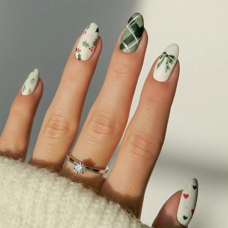 24 Pieces Short Oval Christmas Green Plaid Bow Needle Leaf Design Simple Wear Manicure Patch Nail Pieces 24 Pieces Short Oval Christmas Green Plaid Bow Needle Leaf Design Simple Wear Manicure Patch Nail Pieces