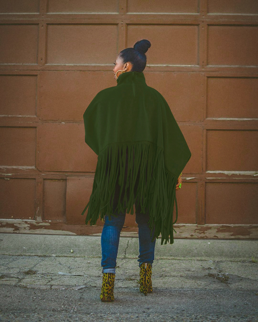 Women's fashion solid color long sleeve fringe top_voghion.com