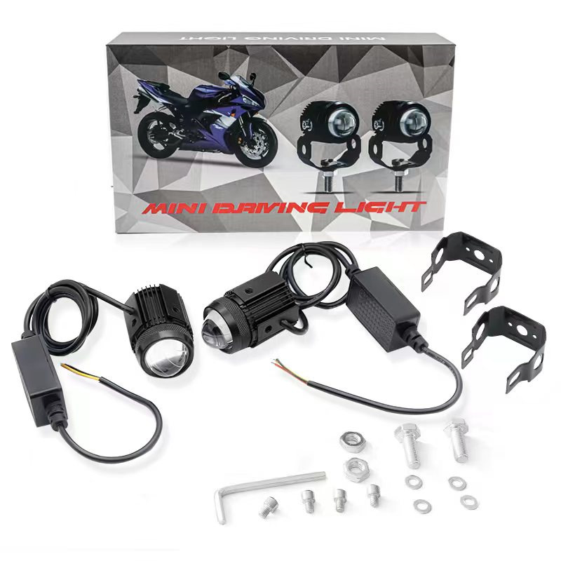 Coche de la motocicleta del proyector del faro LED de dos colores pequeña pistola de acero lejos y cerca integrado impermeable Super brillante 12-80V