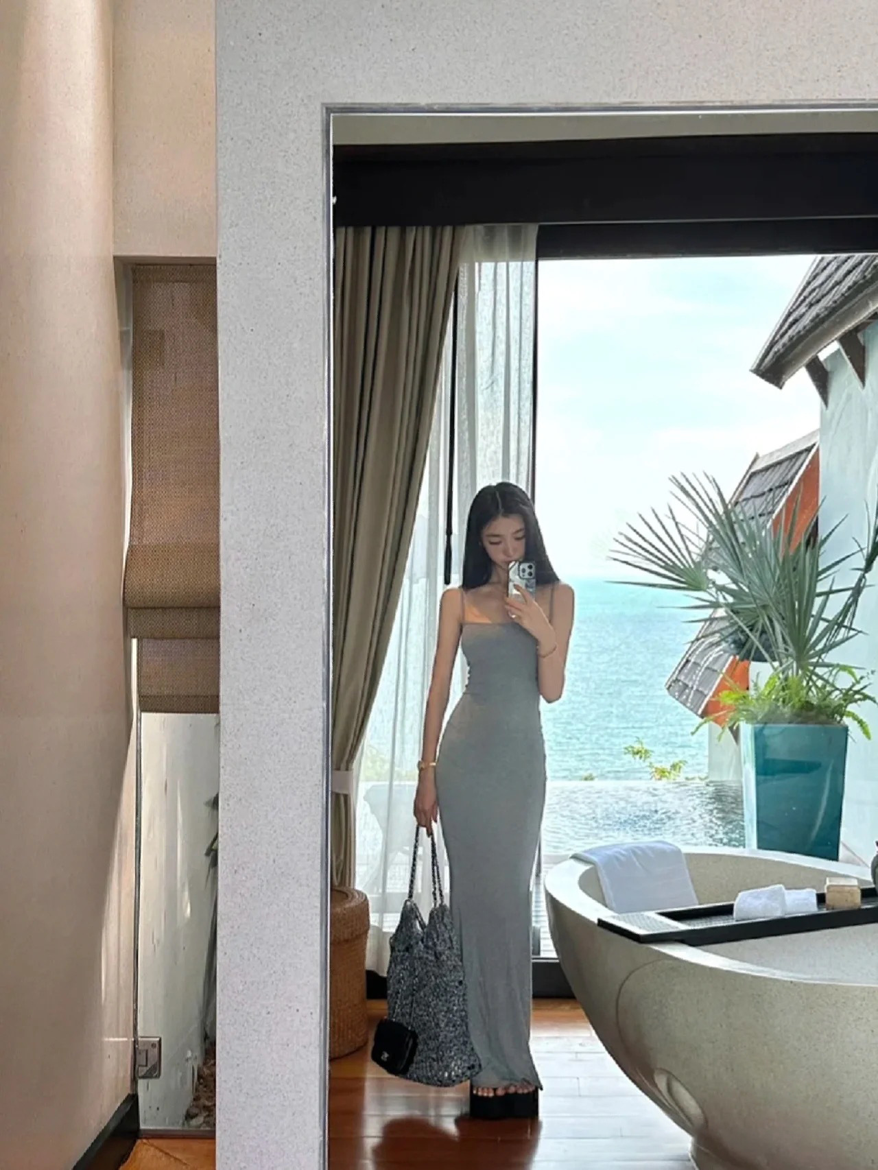 Women's Slim Fit Strappy Maxi Solid Color Bodycon Dress