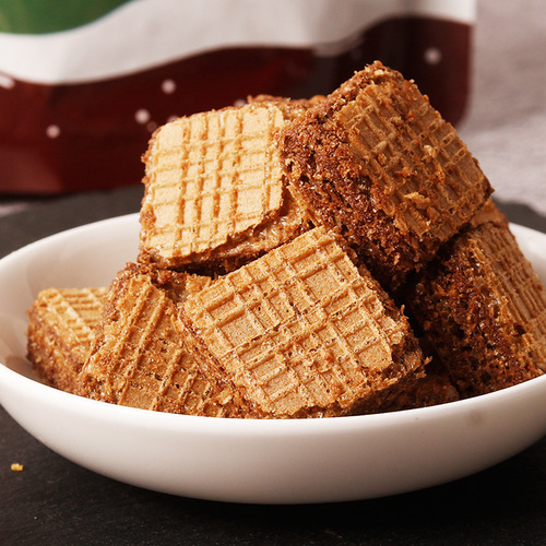 Fasimi Yogurt Milk Wafer Cookies Japanese Style Chocolate Flavor Sweet Snacks Bag 106g